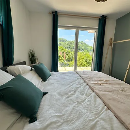 Apartment Meuse Hastiere-par-dela