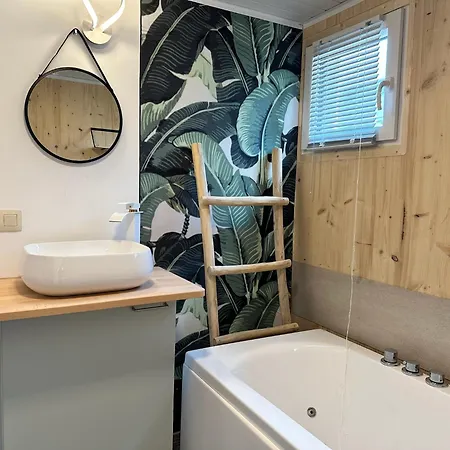 Meuse Apartment